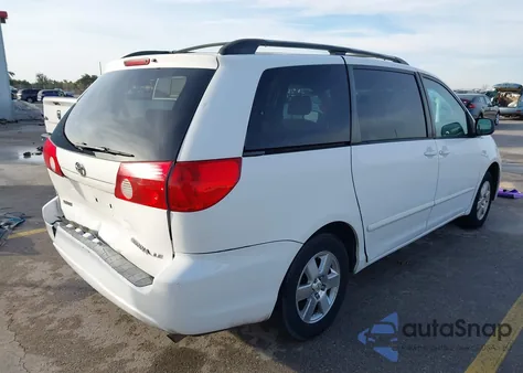 2006 Toyota Sienna Le z USA, uszkodzony, nr VIN 5TDZA23C16S586428